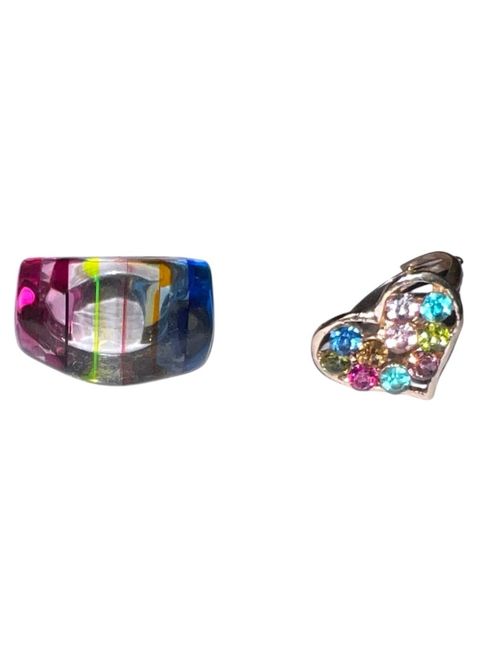 Colorful resin & heart rings.